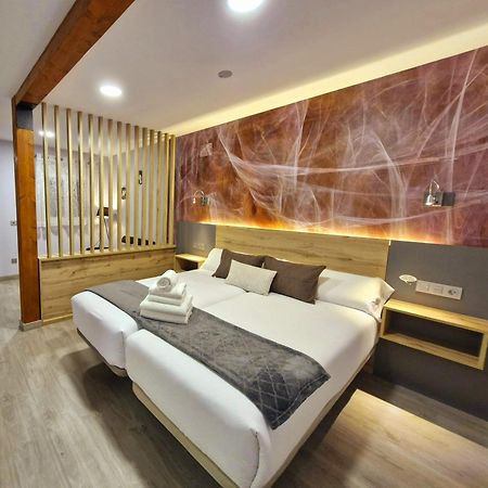 Feeling Home - Suites&Rooms León Exterior foto