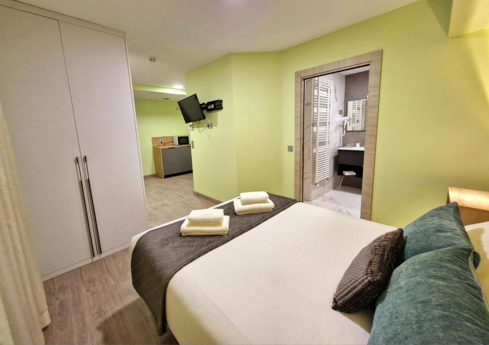 Feeling Home - Suites&Rooms León Exterior foto