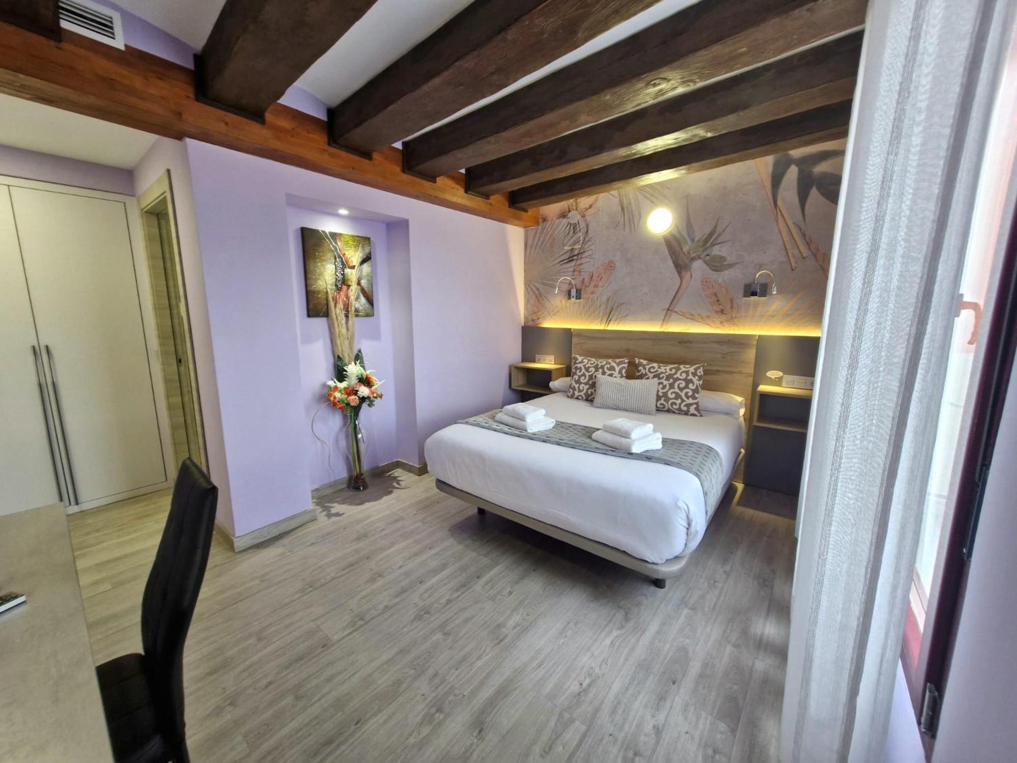 Feeling Home - Suites&Rooms León Exterior foto